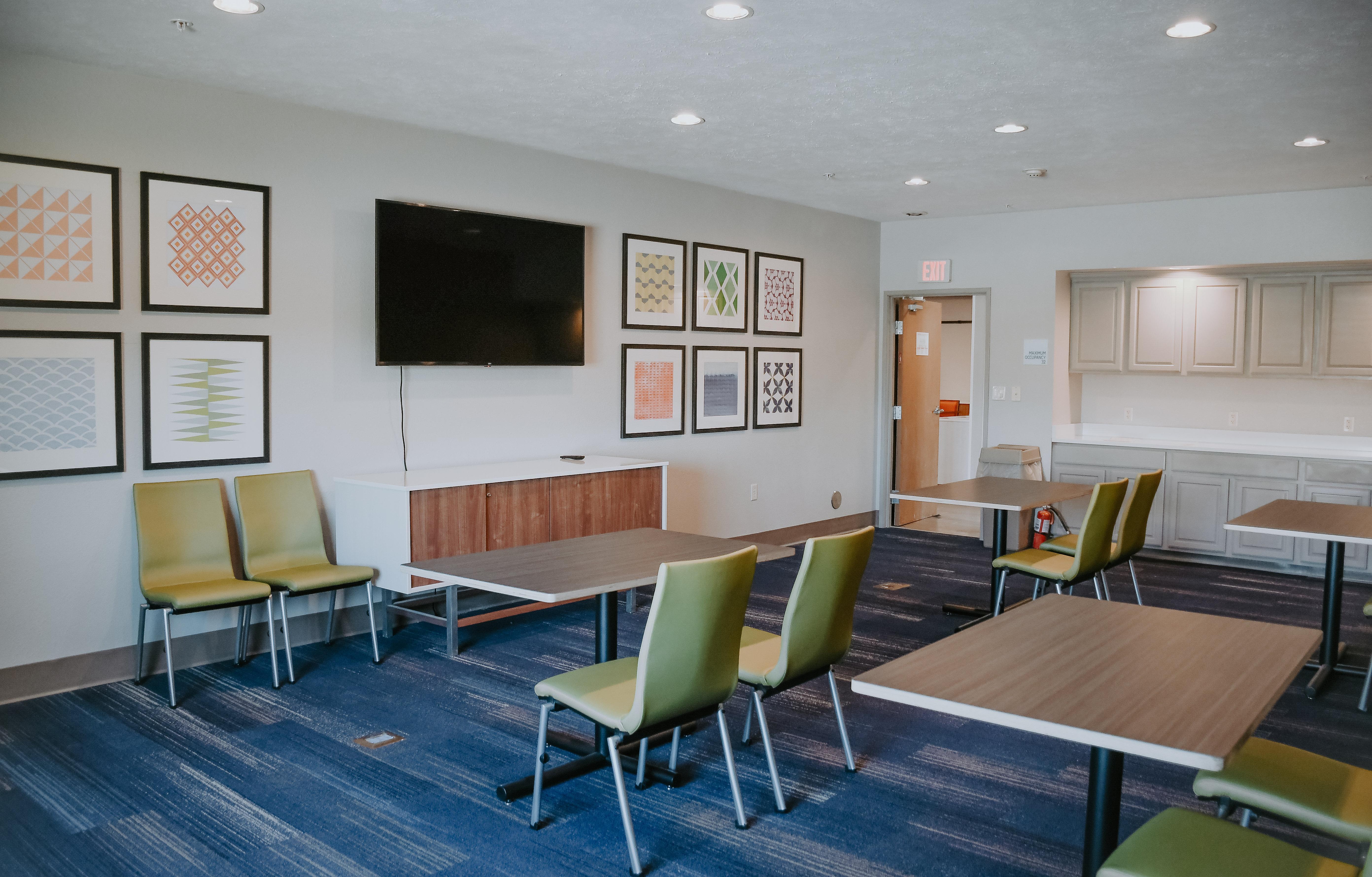 Holiday Inn Express Hotel & Suites Lincoln South By Ihg Екстериор снимка