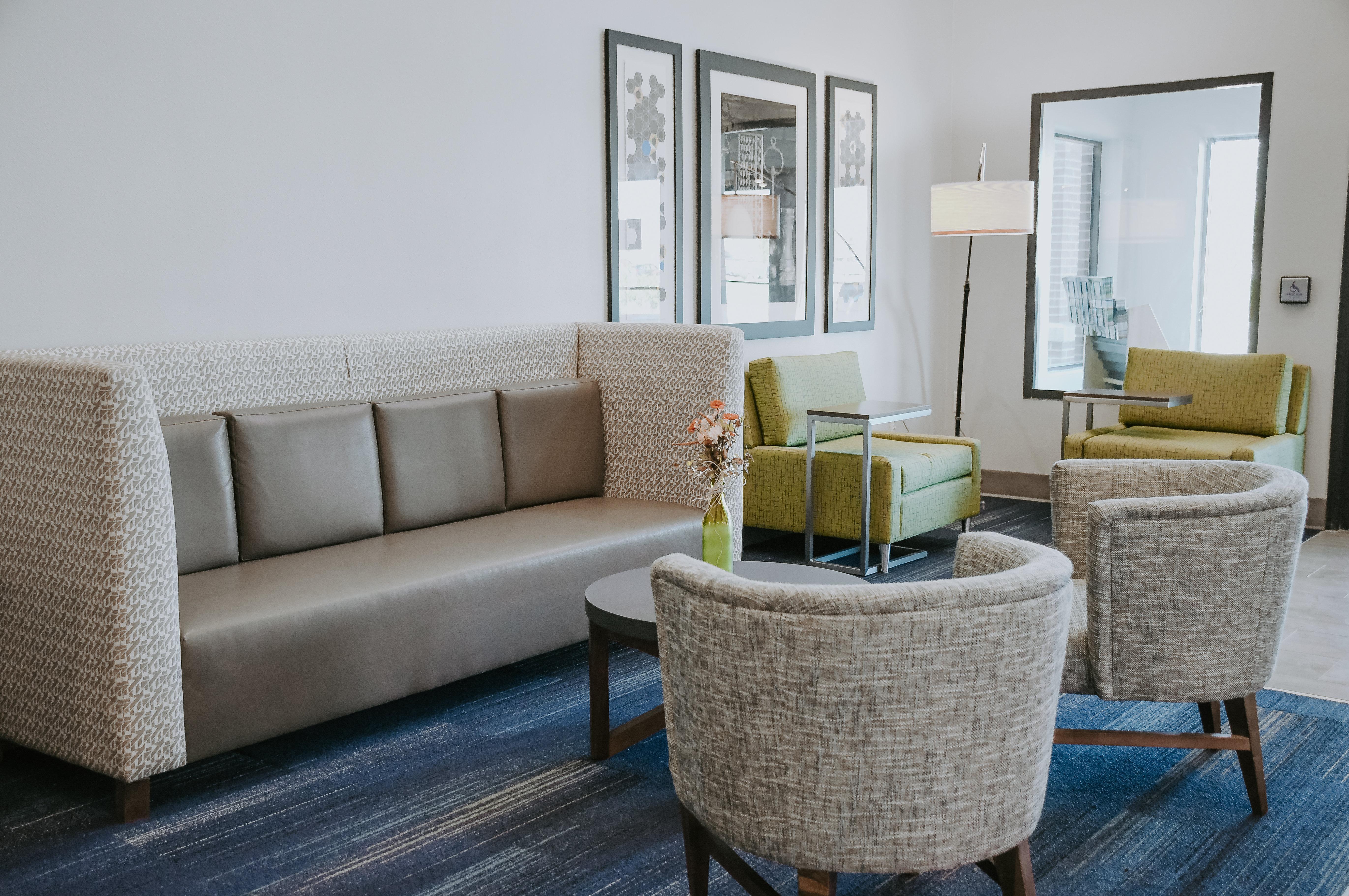 Holiday Inn Express Hotel & Suites Lincoln South By Ihg Екстериор снимка