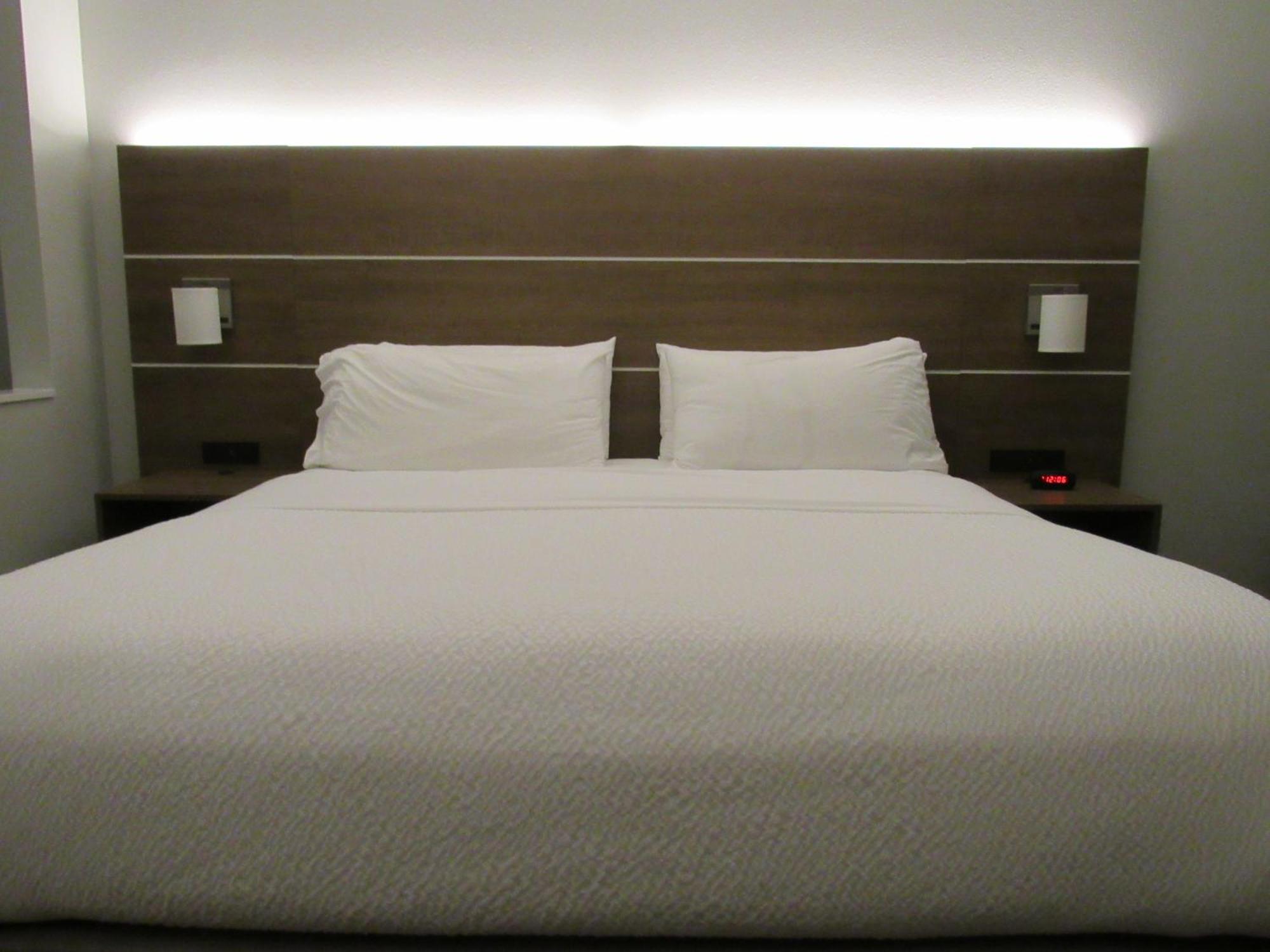 Holiday Inn Express Hotel & Suites Lincoln South By Ihg Екстериор снимка