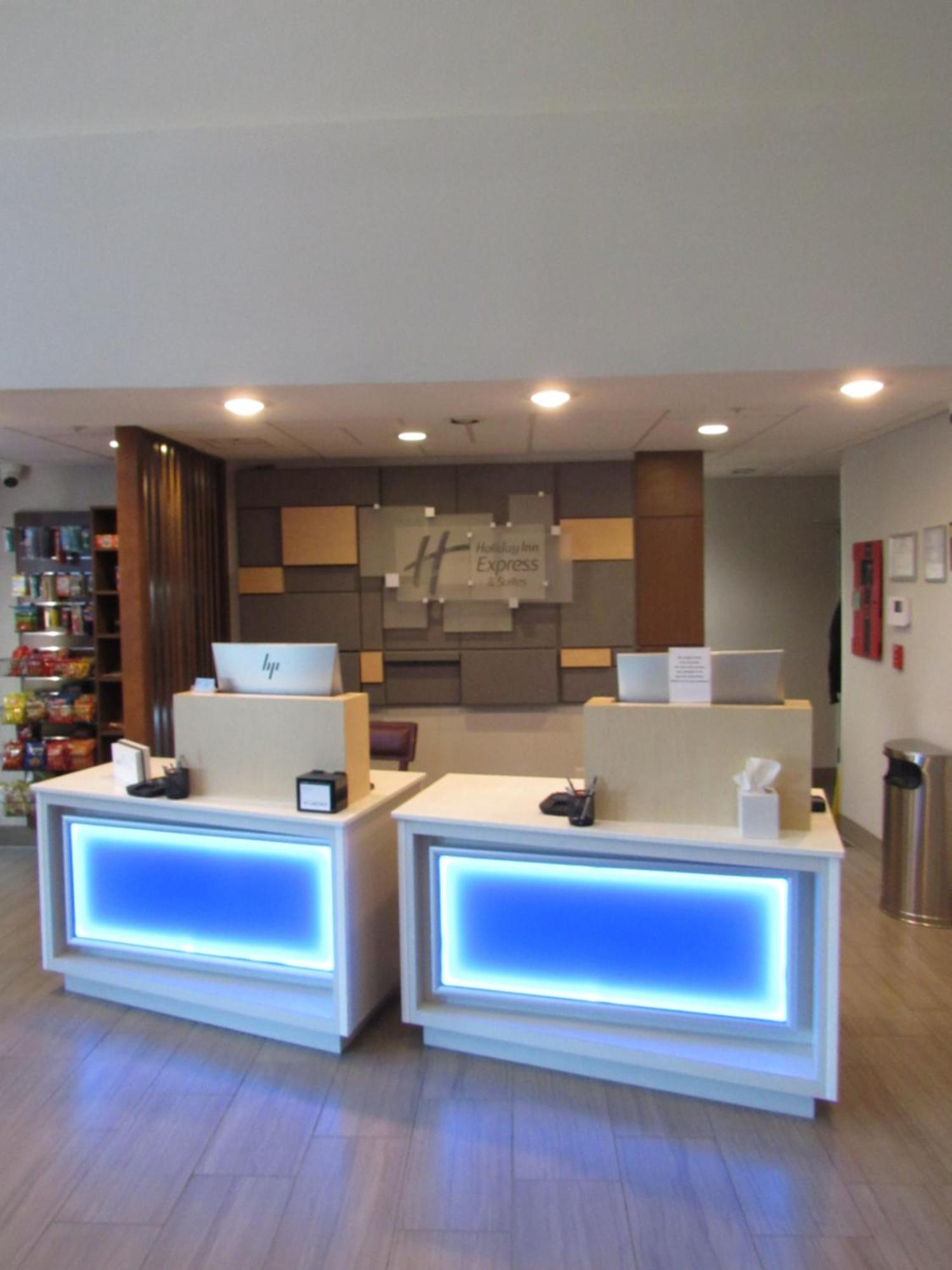 Holiday Inn Express Hotel & Suites Lincoln South By Ihg Екстериор снимка