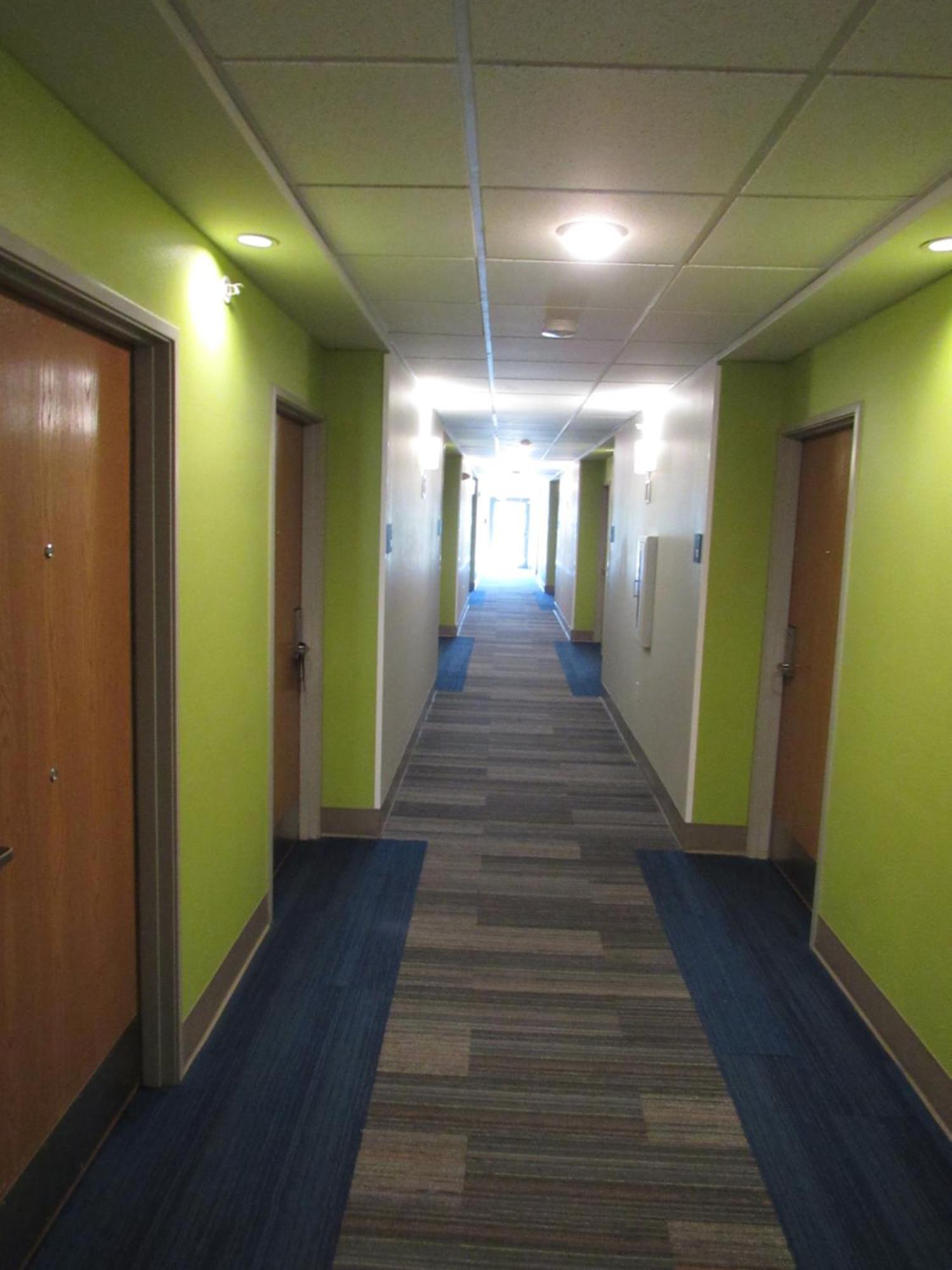 Holiday Inn Express Hotel & Suites Lincoln South By Ihg Екстериор снимка